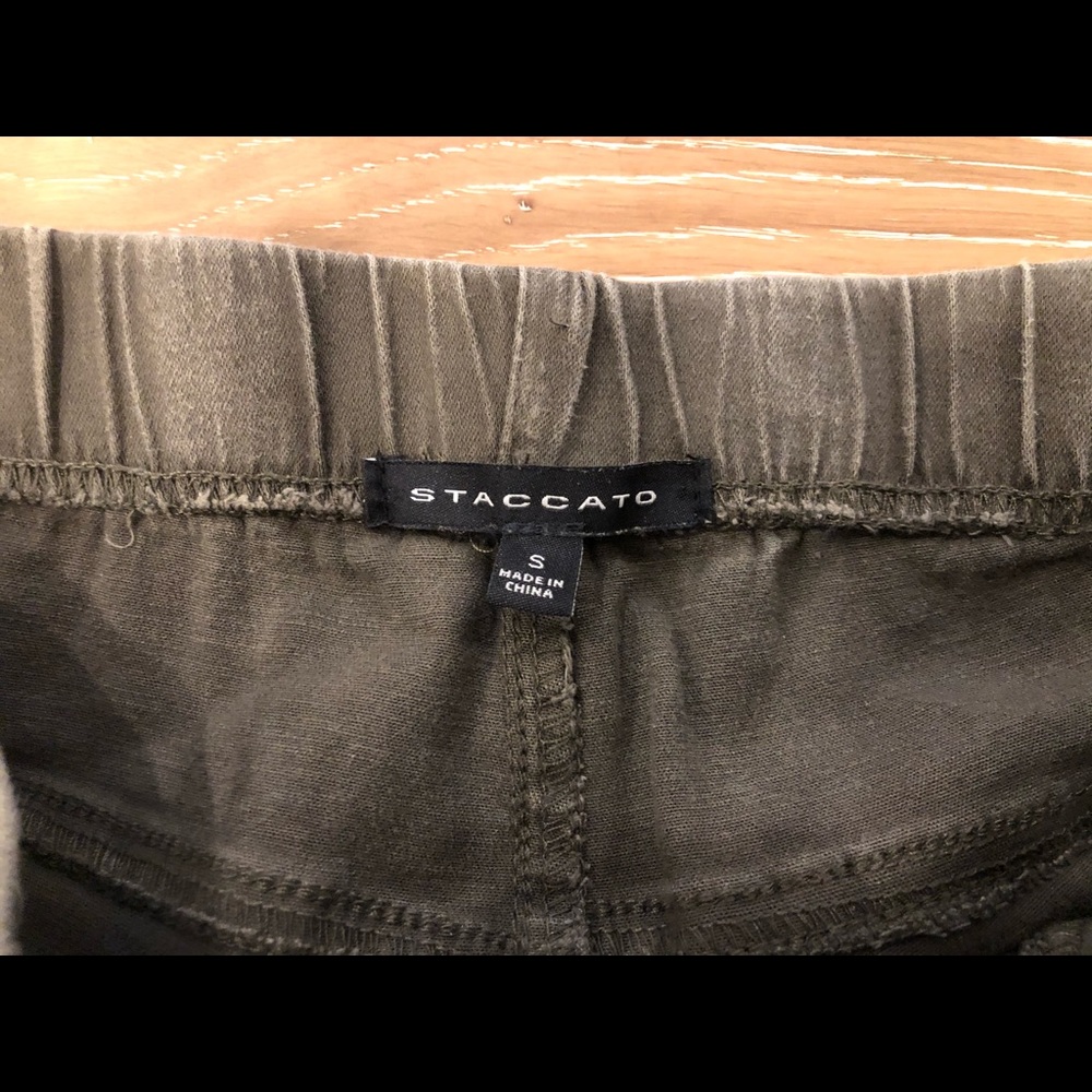 Moto-style Staccato Jeggings, distressed olive - Picture 4 of 8